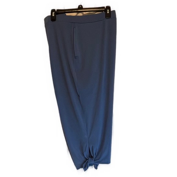 Susan Graver blue Capri Dress Pants with Ties at Bottom NWOT SZ 2XP - Picture 2 of 6